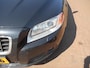 Volvo V70 2.0 D3 163PK Momentum TREKHAAK+LEER+XENON