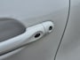 Renault Captur 0.9 TCe Intens | Trekhaak | Navigatie | Parkeersensoren | Camera | Keyless Entry en Start | Park Assist |