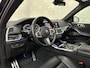 BMW X5 xDrive45e M-Sport | Panorama | 360 Camera | 96% SOH | ACC | Leder Indiv. | Laser-LED | Harman-Kardon | Rij-Assistent Pro | Memory | Head-Up | Trekhaak | 4-Zone Clima | Beker Koeling & Verwarming | Stuurverwarming | Comfortstoelen | Keyless-Entry | M-Gordels | Sfeerverlichting | Carplay |