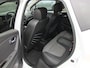 Renault Captur 1.3 TCe Intens , Pdc , Navi , Trekhaak , Led , Keyless go enz. Parelmoer wit