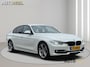 BMW 3-Serie 320i Upgrade Edition|SPORT|Leder|Groot NAVI|NL AUTO|LM-VELG