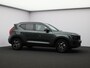 Volvo XC40 2.0 B4 Plus Dark / Panoramadak / Nubuck Bekleding / Harman Kardon / Stoel+Stuurverwarming / Getint Glas / Adaptive Cruise / BLIS /
