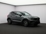 Volvo XC40 2.0 B4 Plus Dark / Panoramadak / Nubuck Bekleding / Harman Kardon / Stoel+Stuurverwarming / Getint Glas / Adaptive Cruise / BLIS /