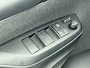 Toyota Yaris 1.5 Hybrid Launch Edition | Panorama dak | Lederen bekleding |