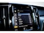Volvo XC60 T8 Twin Engine AWD Momentum | Panoramadak | Luchtvering | Leder | Adapt. Cruise | Getint glas