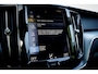 Volvo XC60 T8 Twin Engine AWD Momentum | Panoramadak | Luchtvering | Leder | Adapt. Cruise | Getint glas