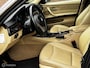 BMW 3-Serie 325i Executive LEDER/NAVI/AIRCO/CRUISE