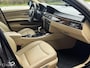 BMW 3-Serie 325i Executive LEDER/NAVI/AIRCO/CRUISE