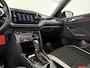 Volkswagen T-Roc 1.5 TSI Sport 150PK | Pano | Virtual | Camera | Carplay | Sfeerverl. | Adaptive Cruise | Stoelverw.