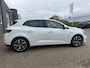 Renault Megane 1.2 TCe Bose van 2de Eigenaar met parkeersensoren / camera en navigatie en bluetooth telefoon
