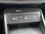 Hyundai Kona Electric Comfort Smart 65.4 kWh / Trekhaak (750Kg) / All-season banden / Navigatie / Camera / Apple Carplay/Android Auto / Stuur- en stoelverwarming