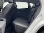 Hyundai Kona Electric Comfort Smart 65.4 kWh / Trekhaak (750Kg) / All-season banden / Navigatie / Camera / Apple Carplay/Android Auto / Stuur- en stoelverwarming
