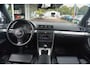 Audi A4 Avant 4.2 V8 quattro S4 Pro Line | Navigatie (Plus) | Bose Surround | Xenon | Memory seats | Clima | NL auto!! | Heeft recent groot onderhoud gehad incl bougies. Auto rijd prima, houd rekening met olie verbruik