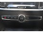 Volvo V60 B3 Aut. Hybrid *Advantage* | Trekhaak | Camera | Carplay | Cruise & Climate Control | Navigatie | Privacy | Orig. NL |
