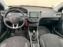 Peugeot 2008 1.2 PureTech Blue Lion Airco | Cruise Control | Carplay | DAB | Navi | PDC Achter | Pano |