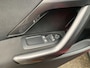 Peugeot 2008 1.2 PureTech Blue Lion Airco | Cruise Control | Carplay | DAB | Navi | PDC Achter | Pano |