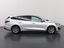 Ford Focus Wagon 1.0 EcoBoost Hybrid Titanium | Navigatie | Climate Control | Cruise Control | Parkeersensoren |