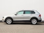 Volkswagen Tiguan 1.5 TSI Comfortline Business 130 pk | LED | Wegkl. Trekhaak | Stoelverwarming | Spiegelpakket | Adaptieve cruise control | 18 inch Velgen