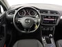 Volkswagen Tiguan 1.5 TSI Comfortline Business 130 pk | LED | Wegkl. Trekhaak | Stoelverwarming | Spiegelpakket | Adaptieve cruise control | 18 inch Velgen