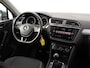 Volkswagen Tiguan 1.5 TSI Comfortline Business 130 pk | LED | Wegkl. Trekhaak | Stoelverwarming | Spiegelpakket | Adaptieve cruise control | 18 inch Velgen