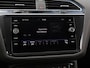 Volkswagen Tiguan 1.5 TSI Comfortline Business 130 pk | LED | Wegkl. Trekhaak | Stoelverwarming | Spiegelpakket | Adaptieve cruise control | 18 inch Velgen