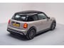 MINI Cooper 1.5 136pk Cooper Camden Edition Aut. [ LED Navi Climate Sportstoelen ]