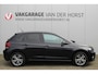 Volkswagen Polo 1.0-95pk TSI Comfortline. Zeer nette, sportieve en keurig onderhouden VW Polo. Trekhaak met afneemb. kogel, pdc v/a, volautm., camera, airco, cruise, navi, lmv etc.
