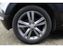 Volkswagen Polo 1.0-95pk TSI Comfortline. Zeer nette, sportieve en keurig onderhouden VW Polo. Trekhaak met afneemb. kogel, pdc v/a, volautm., camera, airco, cruise, navi, lmv etc.