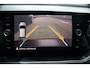 Volkswagen Polo 1.0-95pk TSI Comfortline. Zeer nette, sportieve en keurig onderhouden VW Polo. Trekhaak met afneemb. kogel, pdc v/a, volautm., camera, airco, cruise, navi, lmv etc.