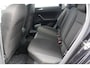 Volkswagen Polo 1.0-95pk TSI Comfortline. Zeer nette, sportieve en keurig onderhouden VW Polo. Trekhaak met afneemb. kogel, pdc v/a, volautm., camera, airco, cruise, navi, lmv etc.