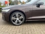 Volvo V60 2.0 T6 Recharge 340 pk AWD R-Design Navigatie Standkachel Camera Carplay Stoelverwarming V + A Led koplampen Blis  Pilot Assist Dab BTW Maple Brown Metallic Uniek