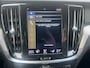 Volvo V60 2.0 T6 Recharge 340 pk AWD R-Design Navigatie Standkachel Camera Carplay Stoelverwarming V + A Led koplampen Blis  Pilot Assist Dab BTW Maple Brown Metallic Uniek