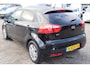 Kia Rio 1.2 CVVT World Cup Edition Plus Airco, Cruise control, Lichtmetalen wielen, Elektrische ramen