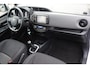 Toyota Yaris 1.0 VVT-i Aspiration Navigatie, Camera, Climate control, Cruise control