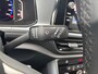 Volkswagen T-Roc 1.0 TSI Life - stoelverwarming - Virtual Cockpit Pro - inparkeerhulp