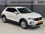 Volkswagen T-Roc 1.0 TSI Life - stoelverwarming - Virtual Cockpit Pro - inparkeerhulp