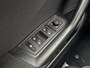 Volkswagen T-Roc 1.0 TSI Life - stoelverwarming - Virtual Cockpit Pro - inparkeerhulp
