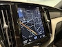 Volvo XC60 2.0 T8 AWD Inscription, Pano, Trekhaak, Luchtvering, 360cam, H&K