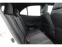 Toyota Yaris Cross 1.5 Hybrid AWD Adventure | Panoramadak | Trekhaak | Dodehoek detectie | JBL | Head-up display | Navigatie | Parkeersensoren voor/achter | Stoelverwarming | 18 inch