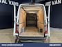 Mercedes-Benz Sprinter 317 CDI 170pk L3H2 Euro6 Airco | Camera | Apple Carplay | Cruisecontrol | Stoelverwarming Android Auto, Parkeersensoren, Bijrijdersbank