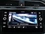 Volkswagen Tiguan R-Line 1.4 TSI 245 PK eHybrid | LED Matrix IQ | Panoramadak | Trekhaak | DCC | Achteruitrijcamera |