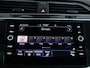 Volkswagen Tiguan R-Line 1.4 TSI 245 PK eHybrid | LED Matrix IQ | Panoramadak | Trekhaak | DCC | Achteruitrijcamera |