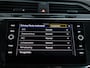 Volkswagen Tiguan R-Line 1.4 TSI 245 PK eHybrid | LED Matrix IQ | Panoramadak | Trekhaak | DCC | Achteruitrijcamera |