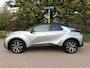 Toyota C-HR 2.0 Hybrid 200 First Bi-Tone