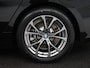 BMW 3-Serie 330e Sport Line | Stoelverwarming | Carplay | Sportstoelen | Half leder | Camera | Navigatie | Live Cockpit | DAB | Full LED | Park Assist | Navigatie | Climate control | PHEV | Plug In
