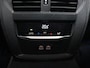 BMW 3-Serie 330e Sport Line | Stoelverwarming | Carplay | Sportstoelen | Half leder | Camera | Navigatie | Live Cockpit | DAB | Full LED | Park Assist | Navigatie | Climate control | PHEV | Plug In