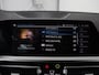 BMW 3-Serie 330e Sport Line | Stoelverwarming | Carplay | Sportstoelen | Half leder | Camera | Navigatie | Live Cockpit | DAB | Full LED | Park Assist | Navigatie | Climate control | PHEV | Plug In