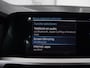 BMW 3-Serie 330e Sport Line | Stoelverwarming | Carplay | Sportstoelen | Half leder | Camera | Navigatie | Live Cockpit | DAB | Full LED | Park Assist | Navigatie | Climate control | PHEV | Plug In