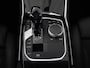 BMW 3-Serie 330e Sport Line | Stoelverwarming | Carplay | Sportstoelen | Half leder | Camera | Navigatie | Live Cockpit | DAB | Full LED | Park Assist | Navigatie | Climate control | PHEV | Plug In