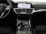 BMW 3-Serie 330e Sport Line | Stoelverwarming | Carplay | Sportstoelen | Half leder | Camera | Navigatie | Live Cockpit | DAB | Full LED | Park Assist | Navigatie | Climate control | PHEV | Plug In